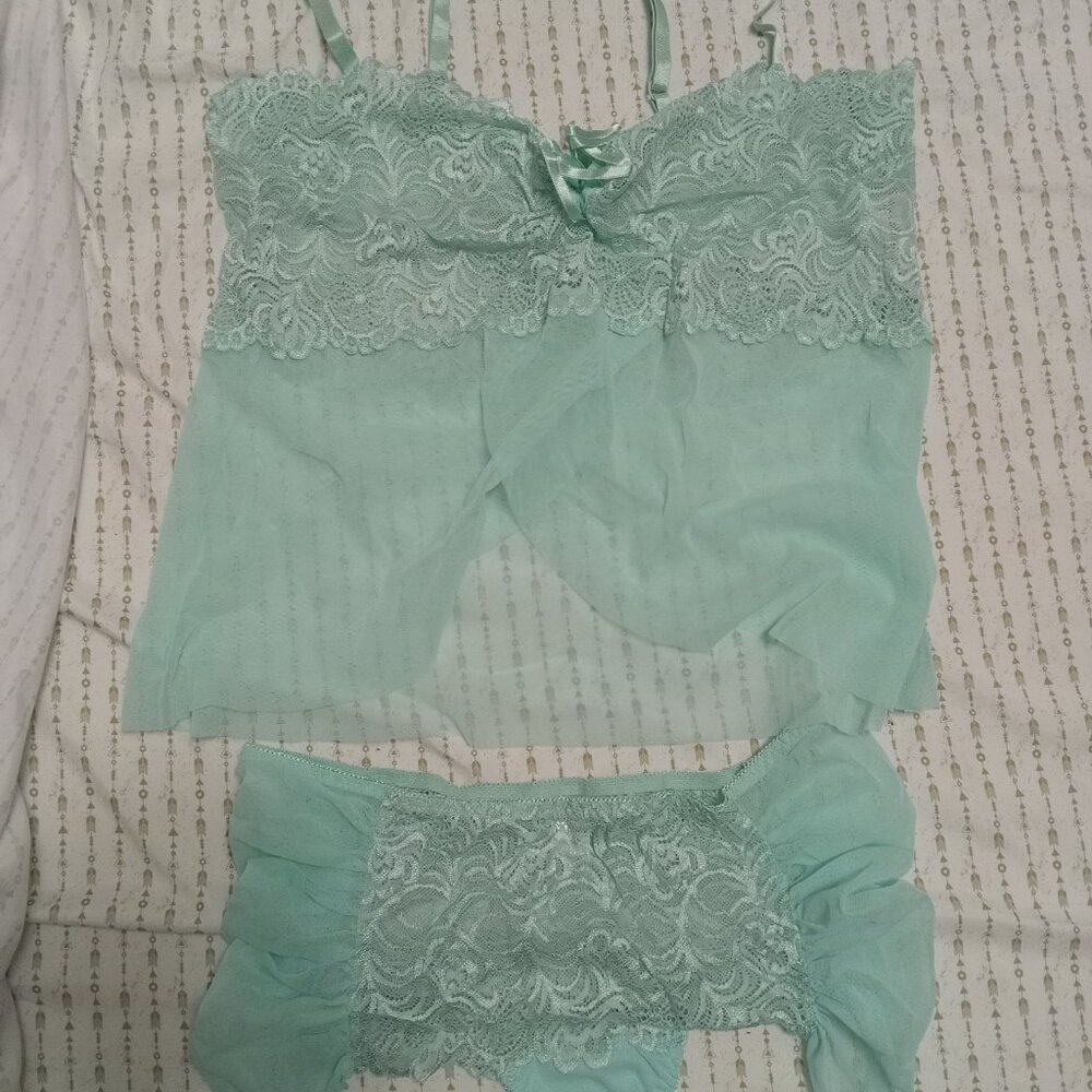 Frederick's of Hollywood Lingerie Set